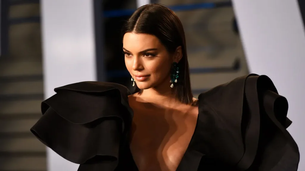 Kendall Jenner Biography 2026: Zero to Hero, Net Worth, 818 Tequila & Full Career Story 1 Kendall Jenner Biography