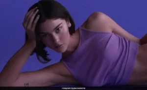 Gracie Abrams – Biography, Age, Net Worth, Career & Personal Life 3 Gracie Abrams